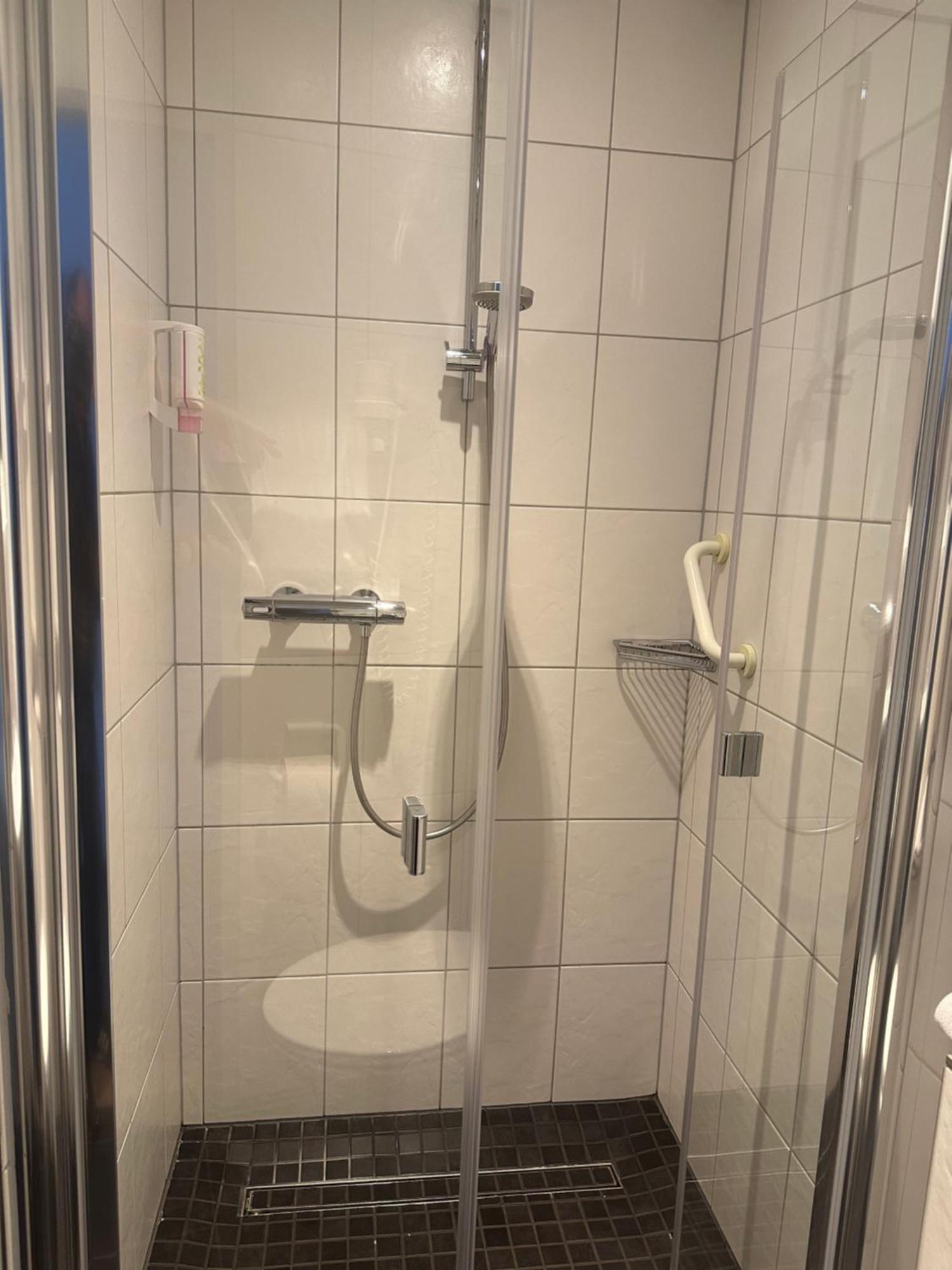 Am Vogelsanger Weg 3* Düsseldorf