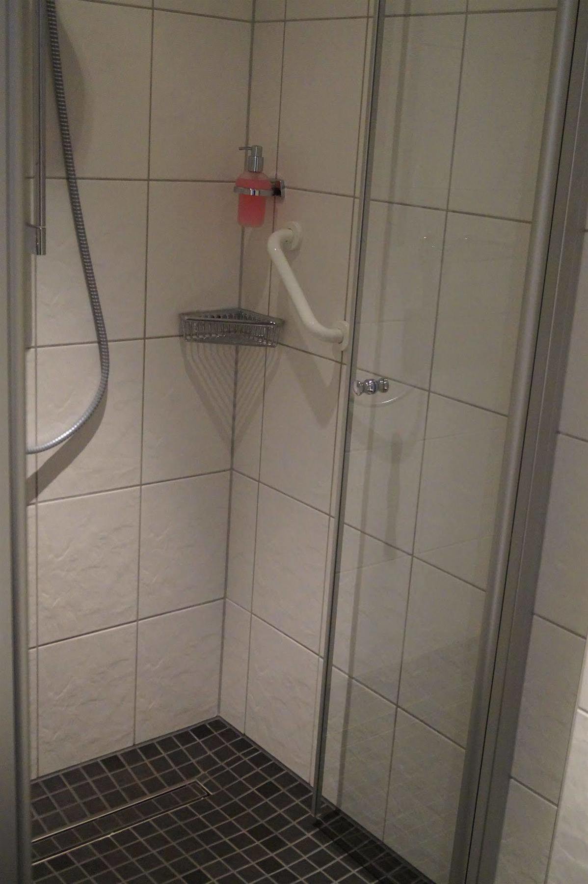 Am Vogelsanger Weg 3*